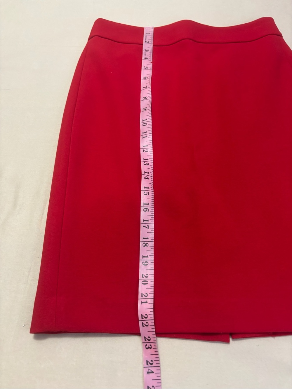 Ann Taylor Bold Red Pencil Skirt Women’s Size 4 - Picture 2 of 7